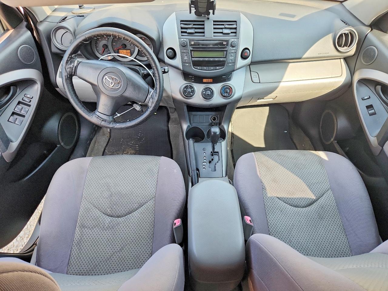2007 Toyota Rav4 Base Silver vin: JTMZD33V176050840