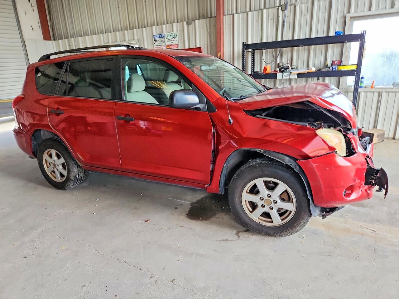 2008 Toyota Rav4 Base Красный vin: JTMZD33V186071642