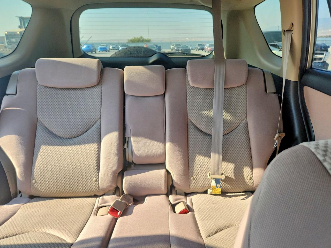 2006 Toyota Rav4 Base Золотой vin: JTMZD33V265004745