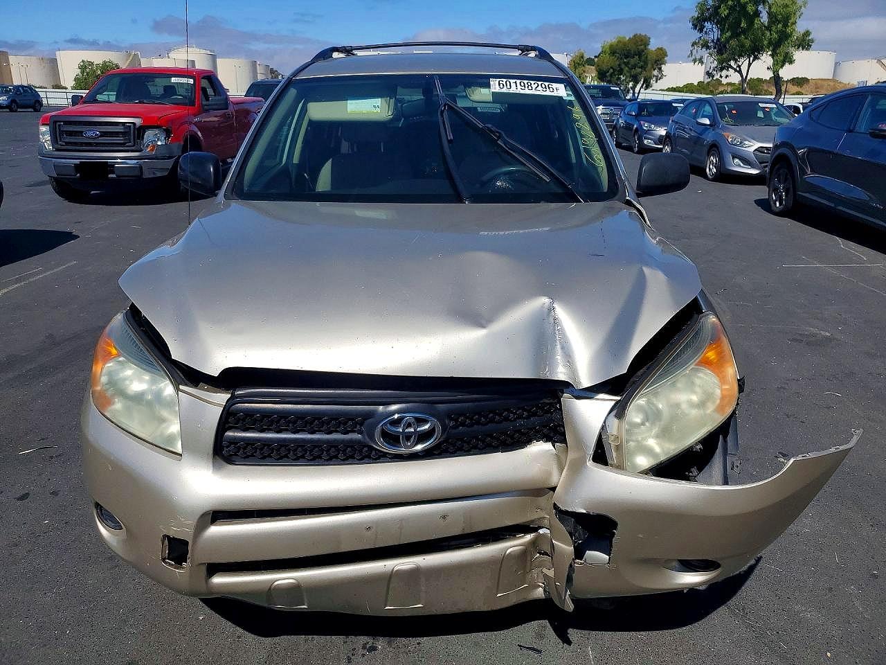 2006 Toyota Rav4 Base Gold vin: JTMZD33V265009072