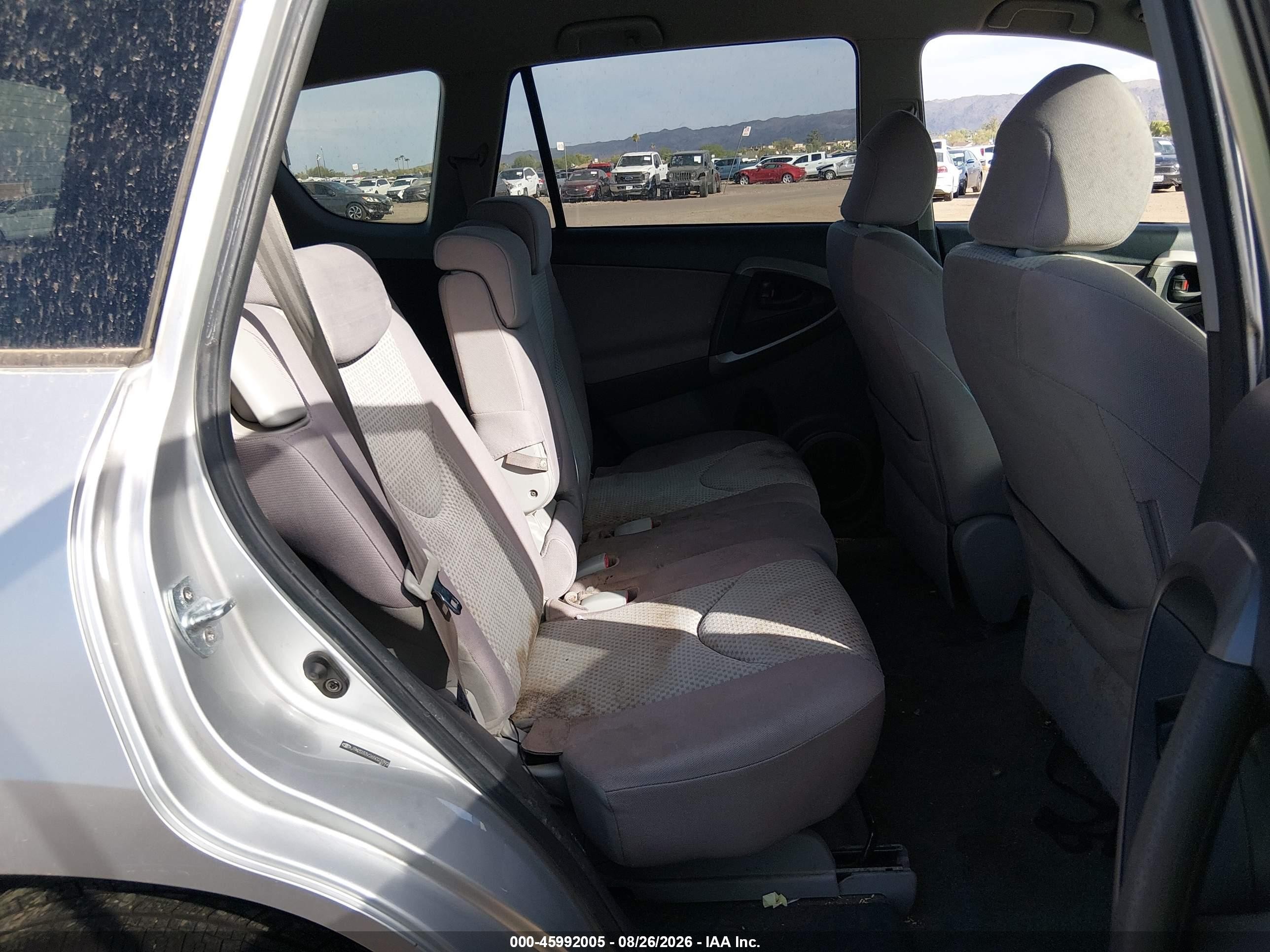 2006 Toyota Rav4   Silver vin: JTMZD33V265023392