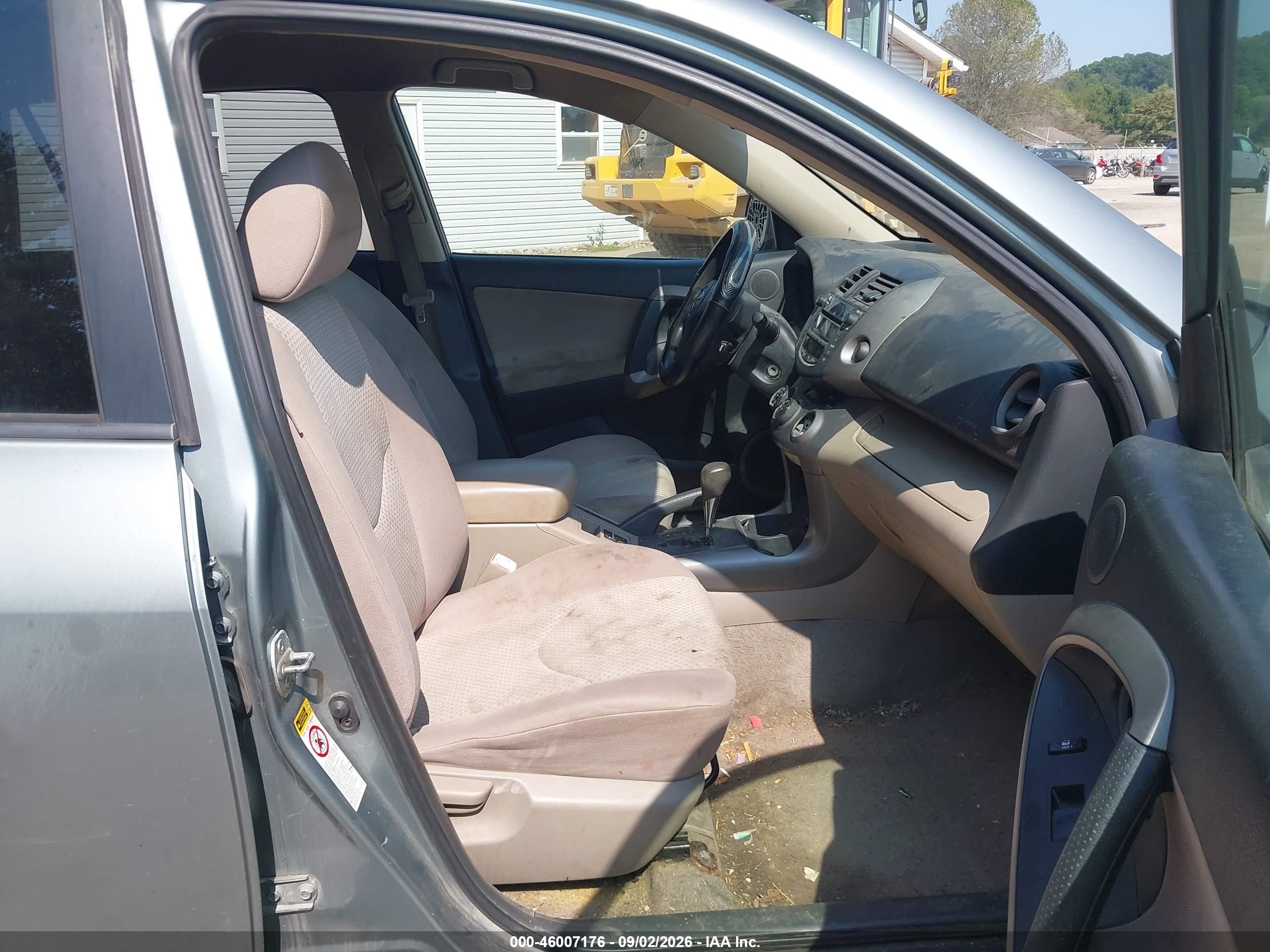 2006 Toyota Rav4   Gray vin: JTMZD33V265027992