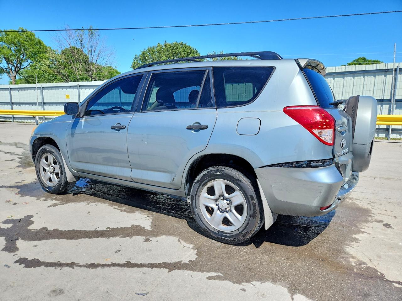 2007 Toyota Rav4 Base Silver vin: JTMZD33V275071542
