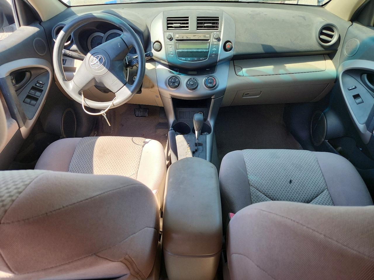 2008 Toyota Rav4 Base Зеленый vin: JTMZD33V285089573