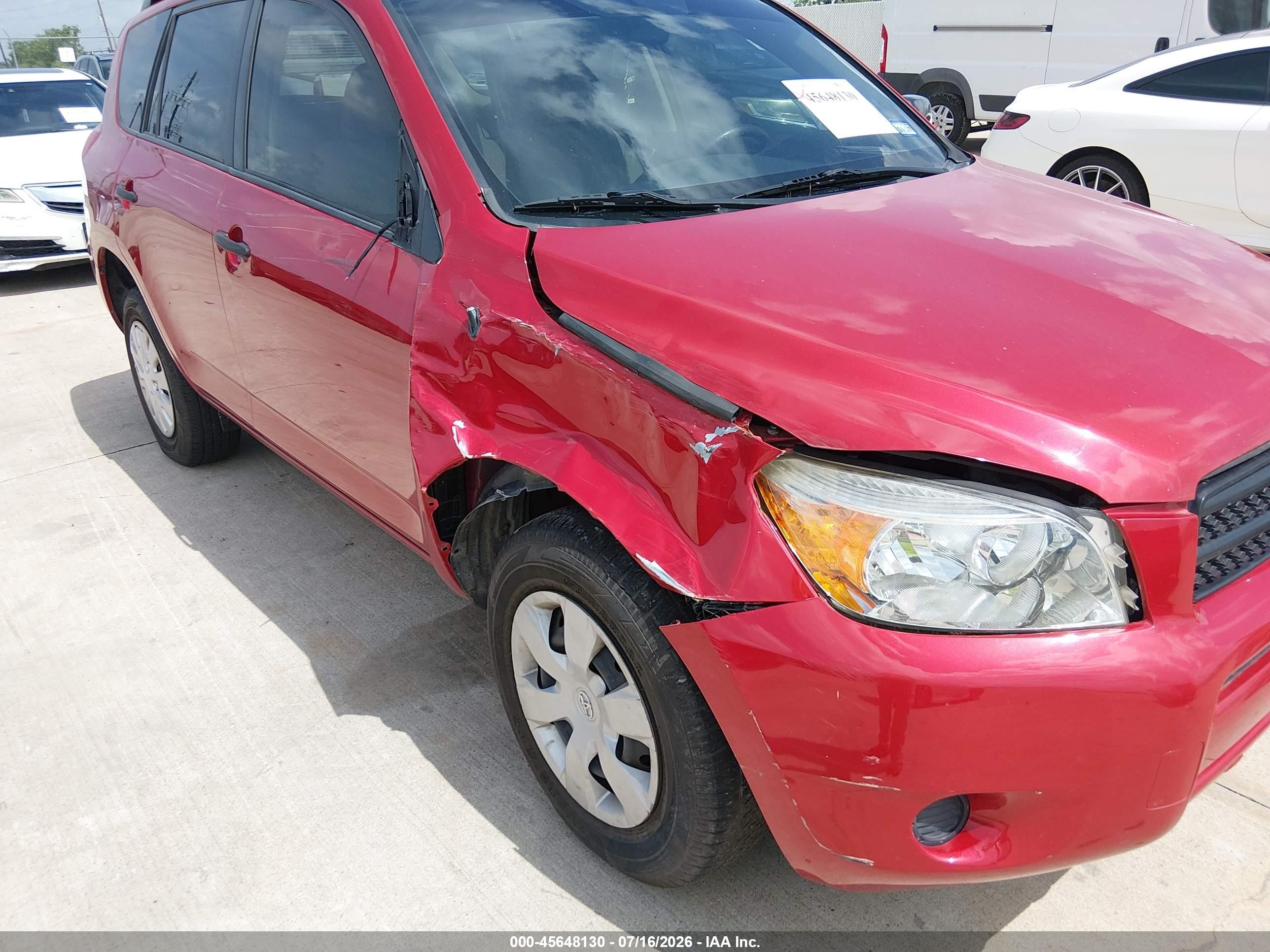2008 Toyota Rav4   Red vin: JTMZD33V285089587