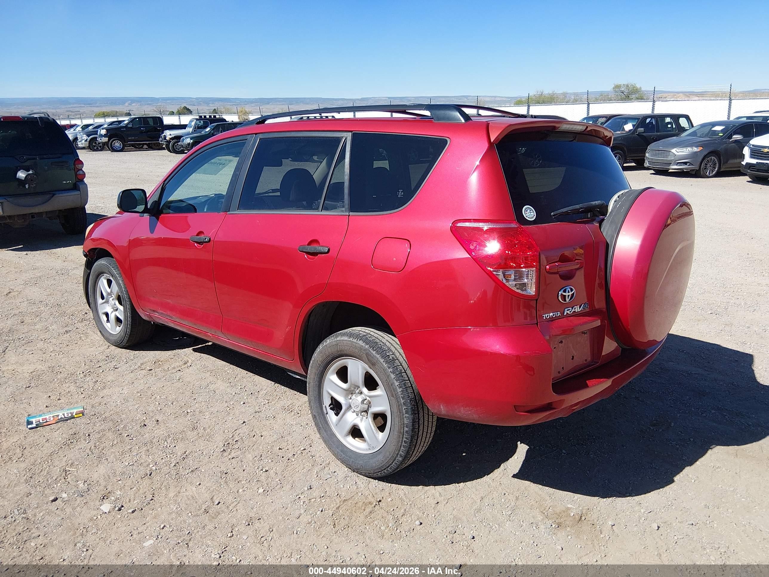 2008 Toyota Rav4   Red vin: JTMZD33V285093820