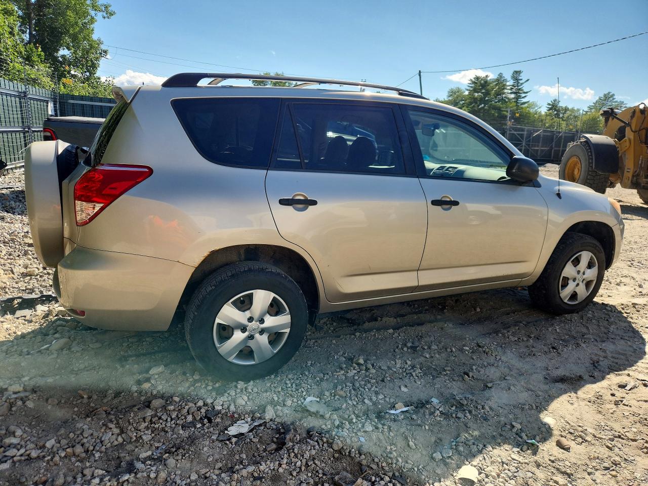 2008 Toyota Rav4 Base Gold vin: JTMZD33V285094451
