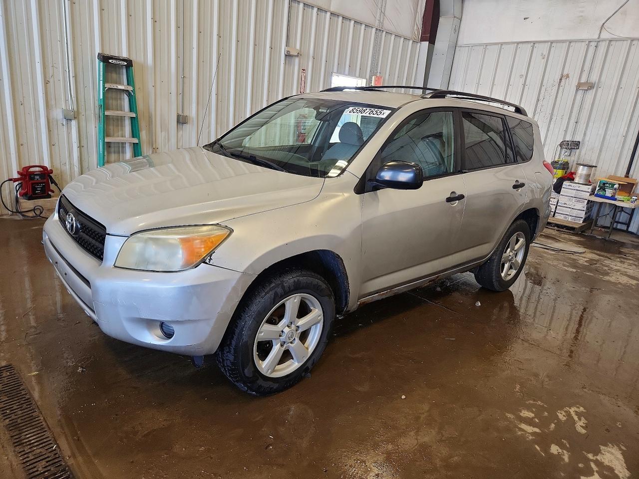 2008 Toyota Rav4 Base Silver vin: JTMZD33V285097835