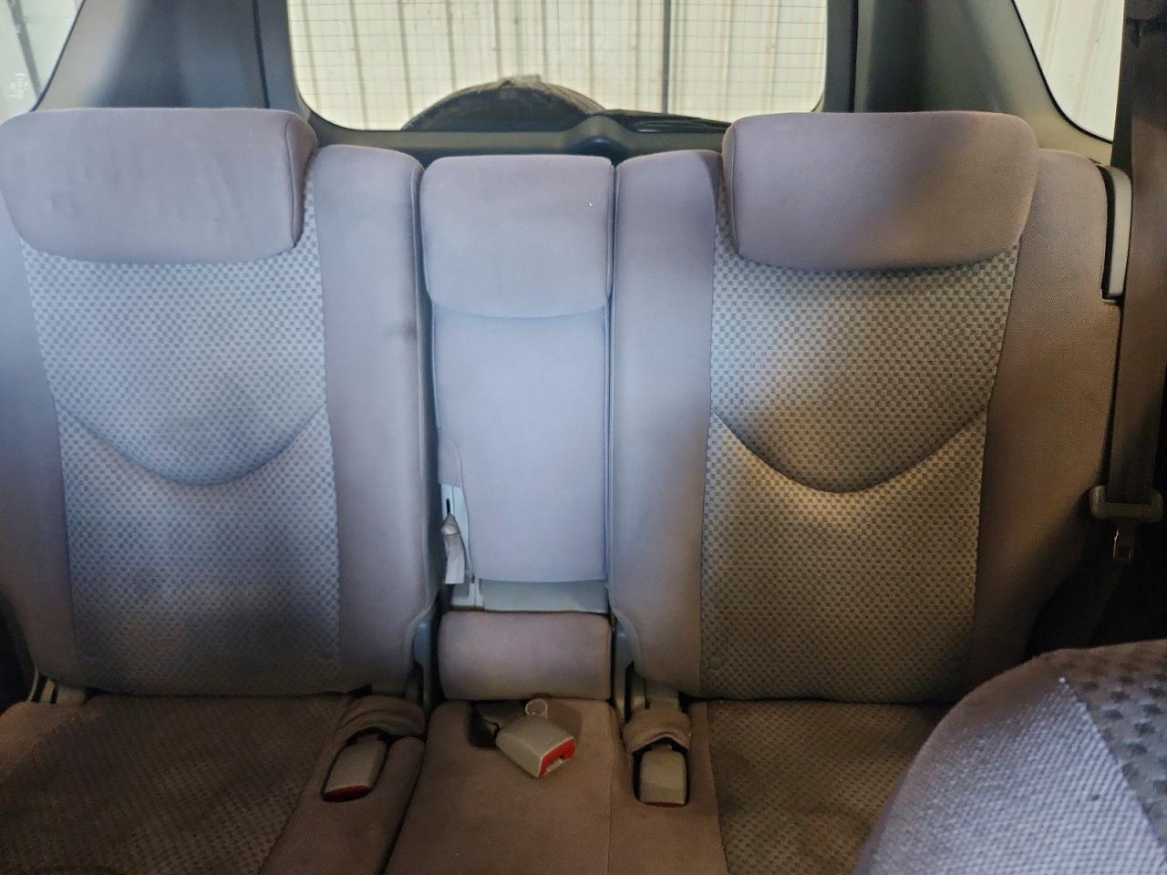 2008 Toyota Rav4 Base Silver vin: JTMZD33V285097835