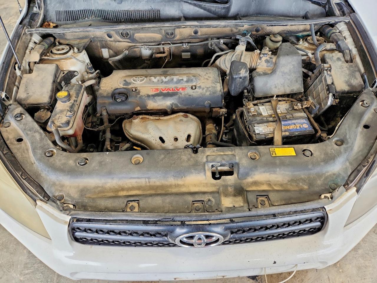 2008 Toyota Rav4 Base White vin: JTMZD33V285102564
