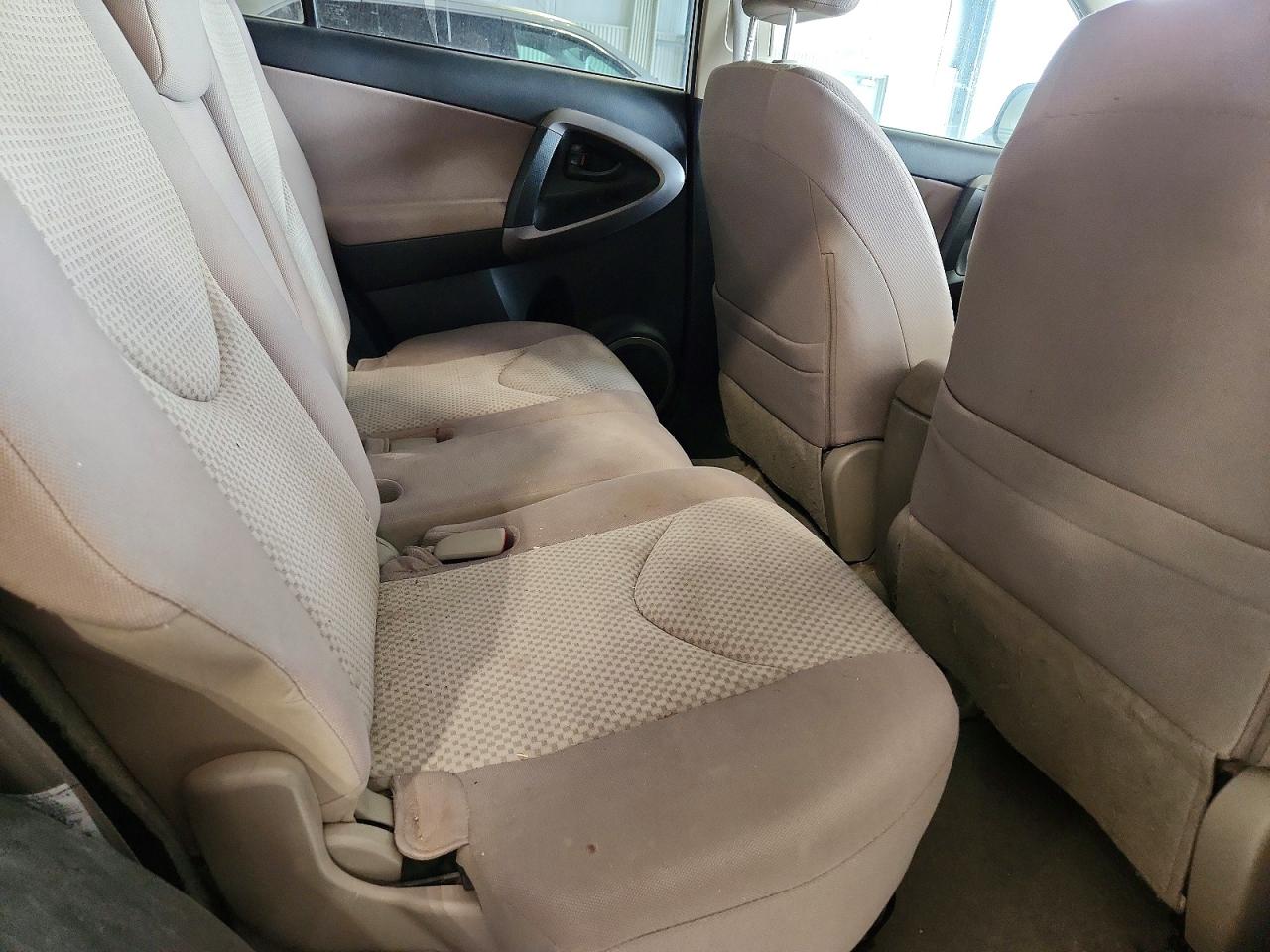 2008 Toyota Rav4 Base White vin: JTMZD33V285102564