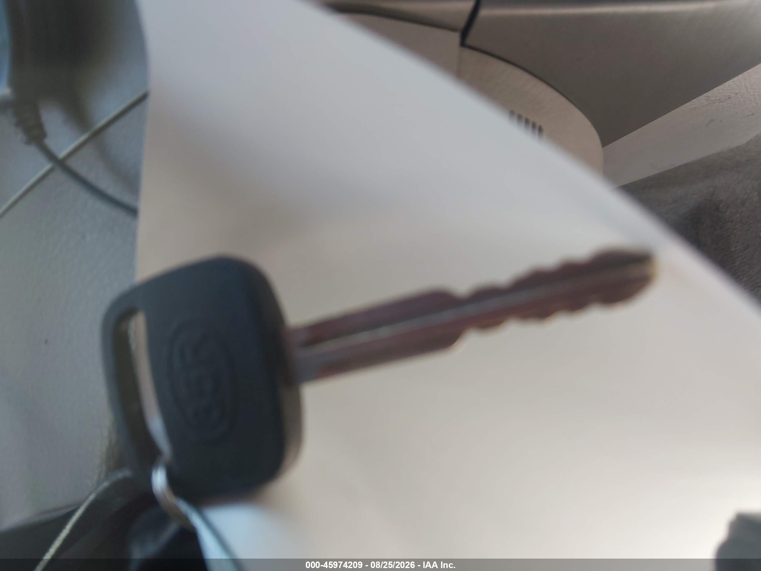 2008 Toyota Rav4   Белый vin: JTMZD33V286079846