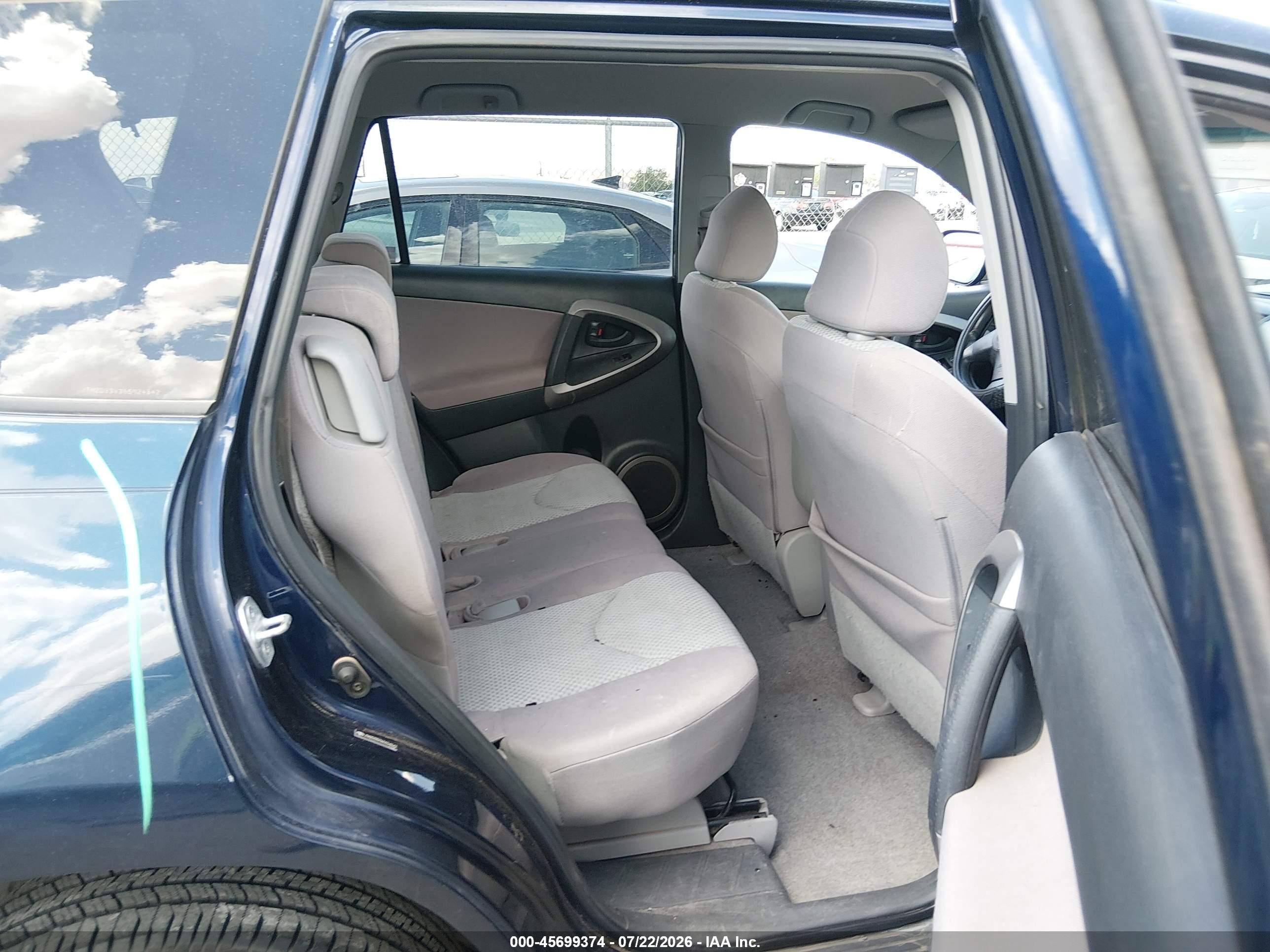 2006 Toyota Rav4   Dark Blue vin: JTMZD33V365024342
