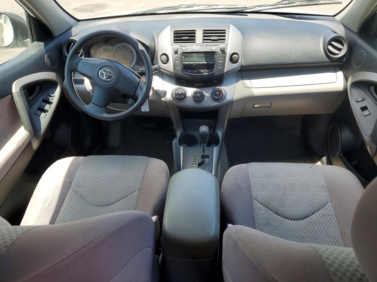 2006 Toyota Rav4 Base Белый vin: JTMZD33V365028942