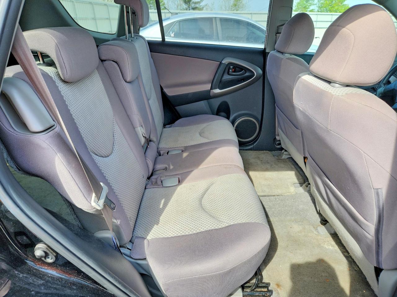 2006 Toyota Rav4 Base Black vin: JTMZD33V366018454