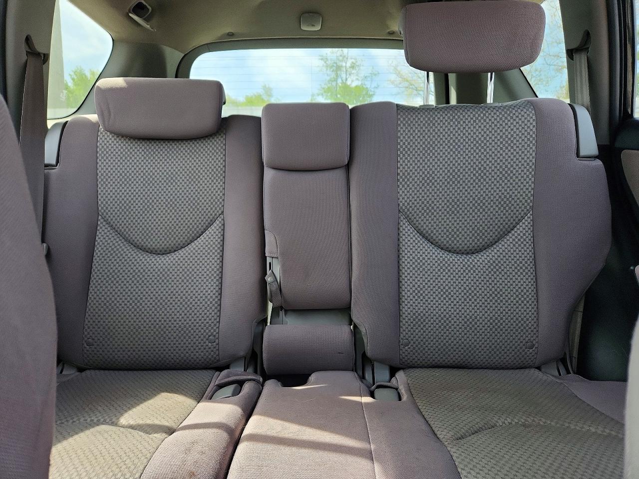 2006 Toyota Rav4 Base Black vin: JTMZD33V366018454