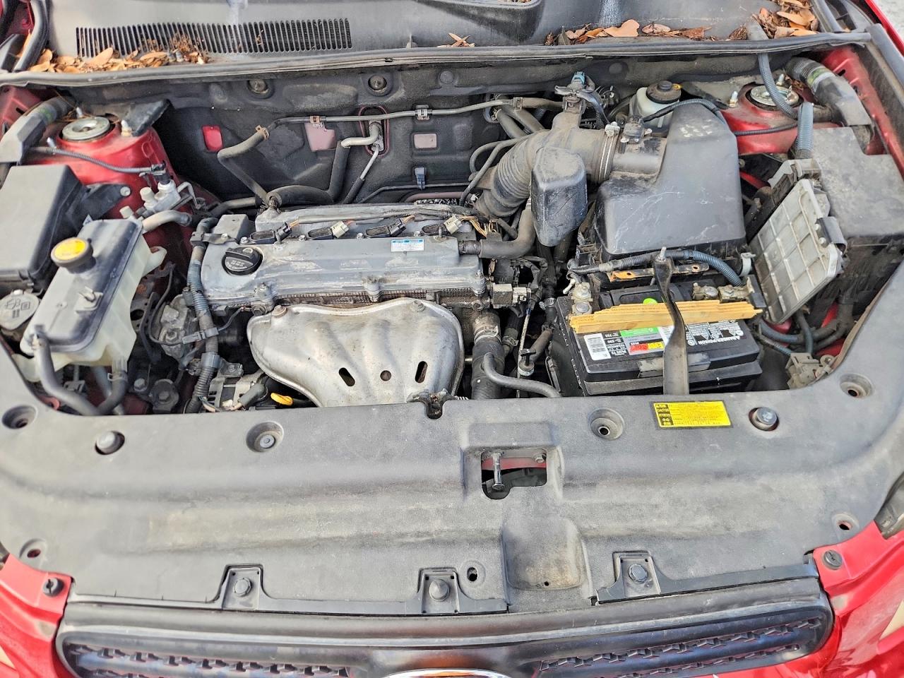 2007 Toyota Rav4 Base Red vin: JTMZD33V375033687