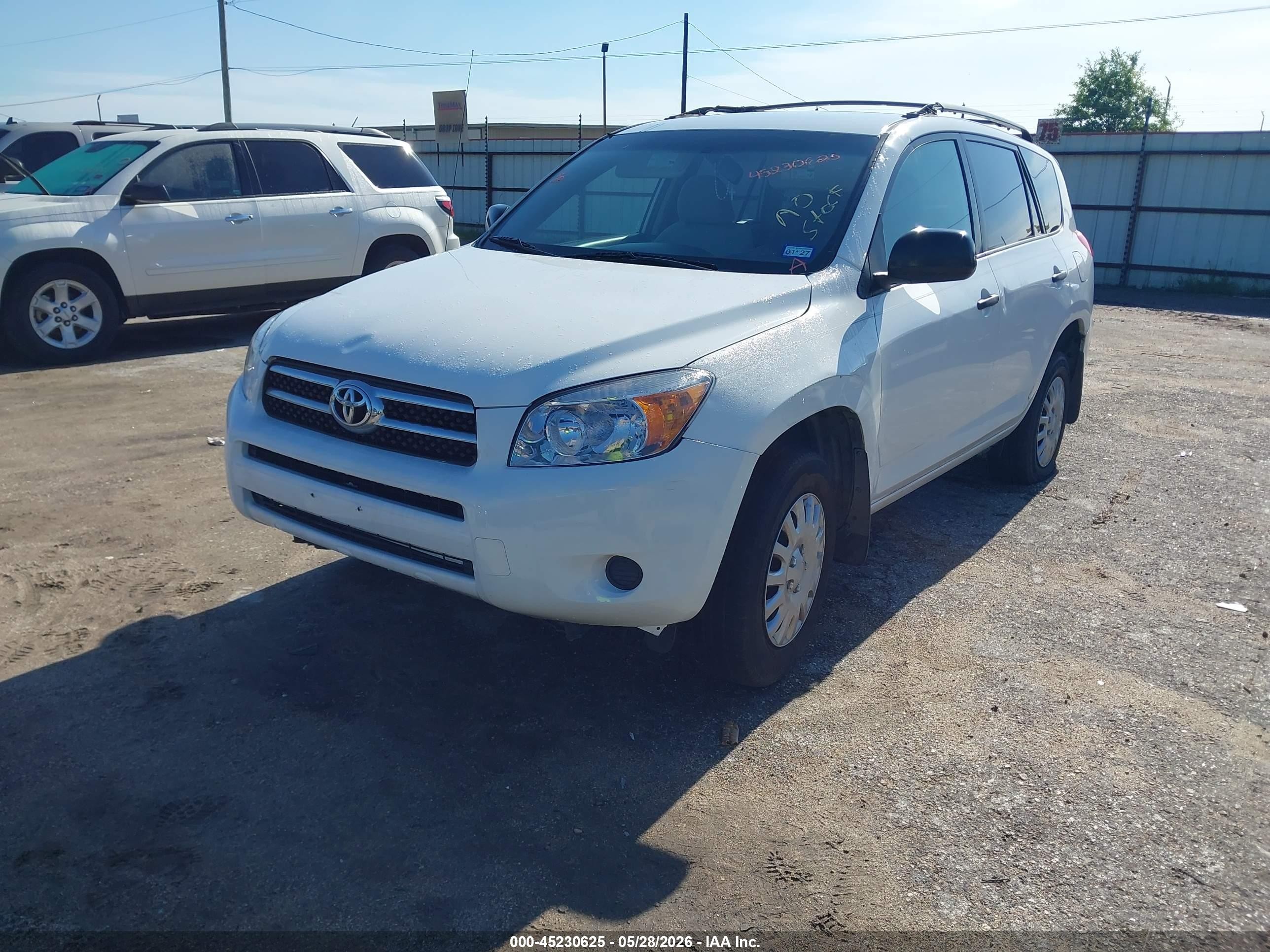 2007 Toyota Rav4   Белый vin: JTMZD33V375036234
