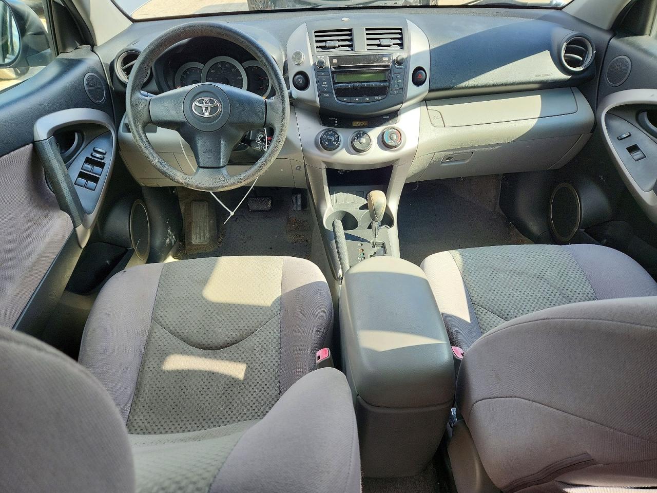 2007 Toyota Rav4 Base Silver vin: JTMZD33V376044585