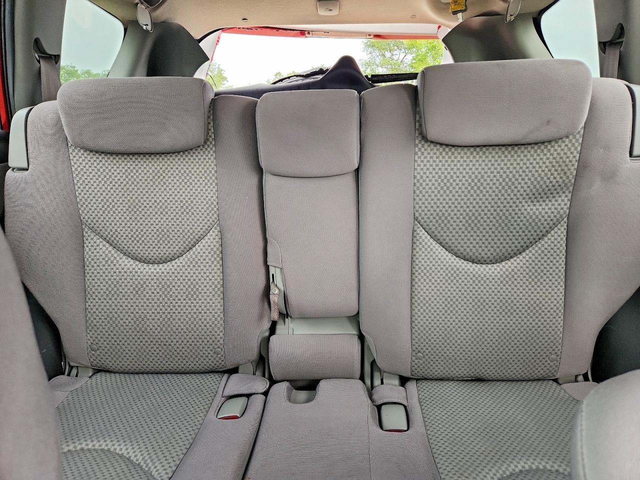2008 Toyota Rav4 Base Red vin: JTMZD33V385108342