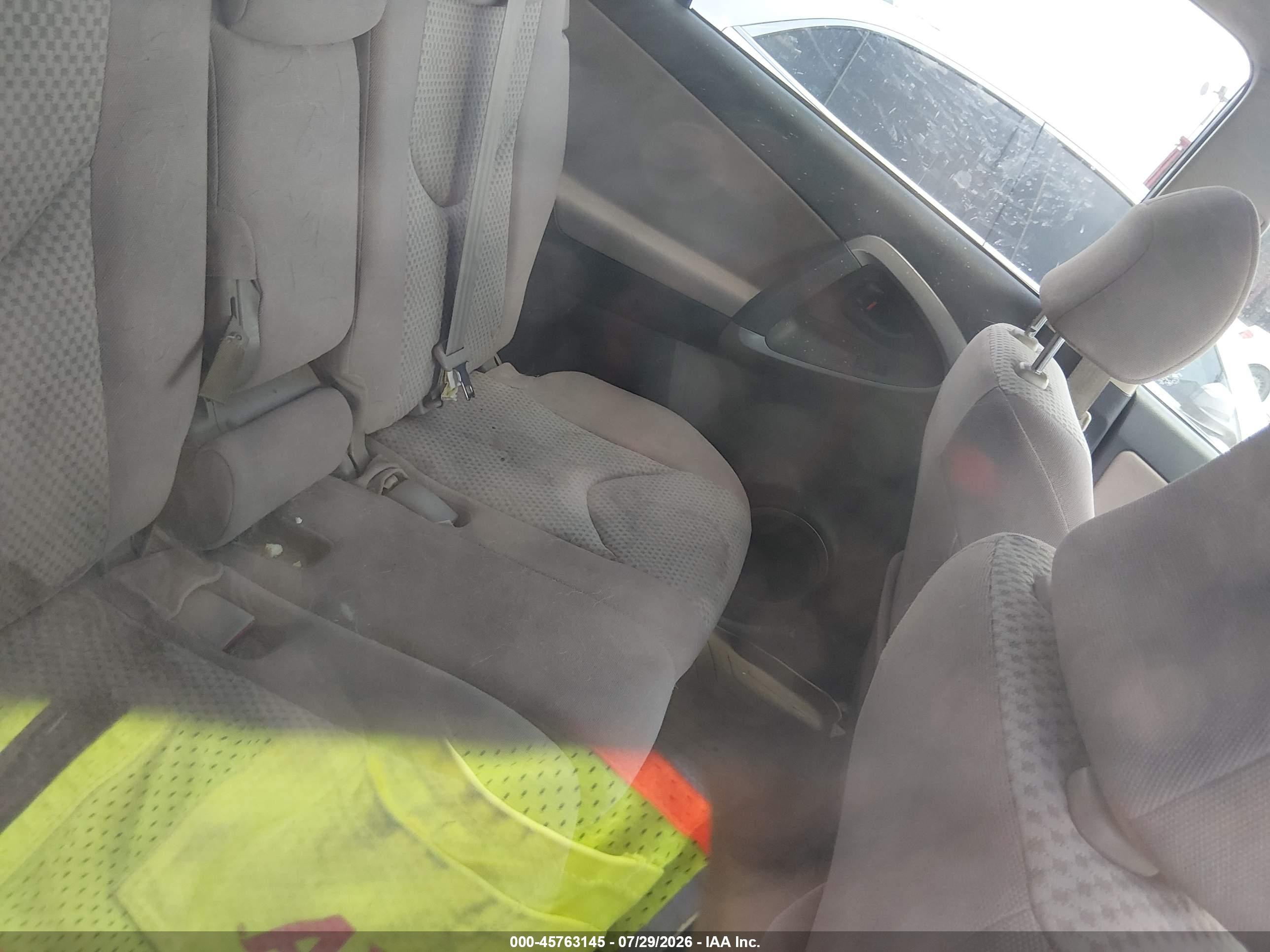 2008 Toyota Rav4   White vin: JTMZD33V386059783