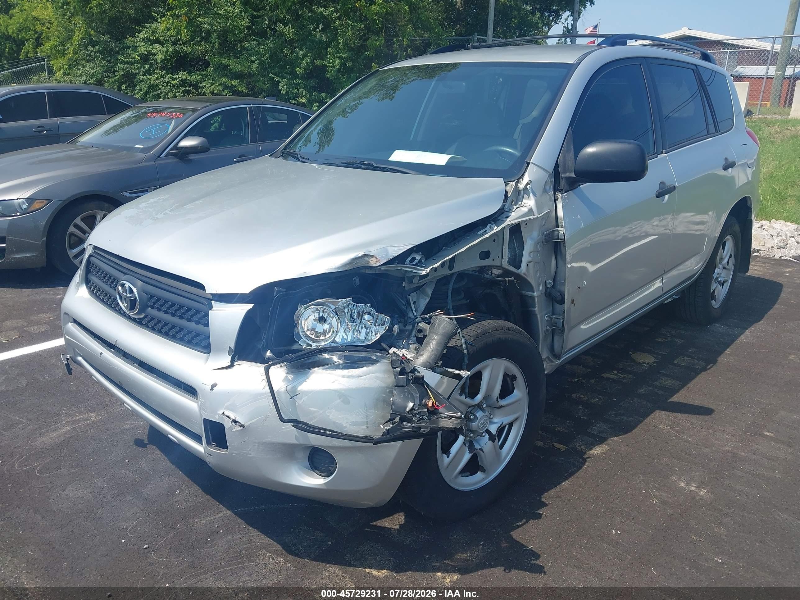 2008 Toyota Rav4   Silver vin: JTMZD33V386070590