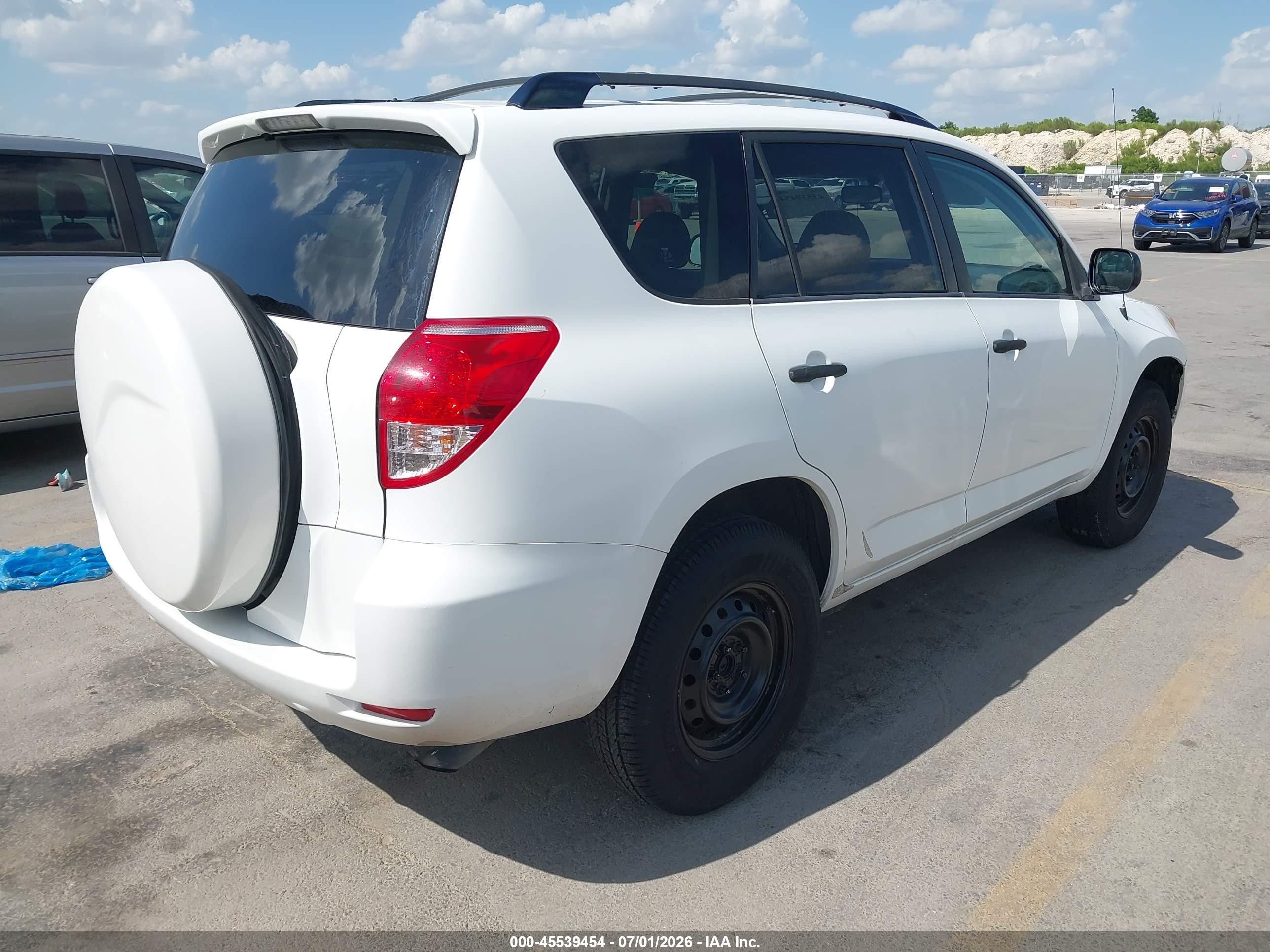 2006 Toyota Rav4   White vin: JTMZD33V466012064