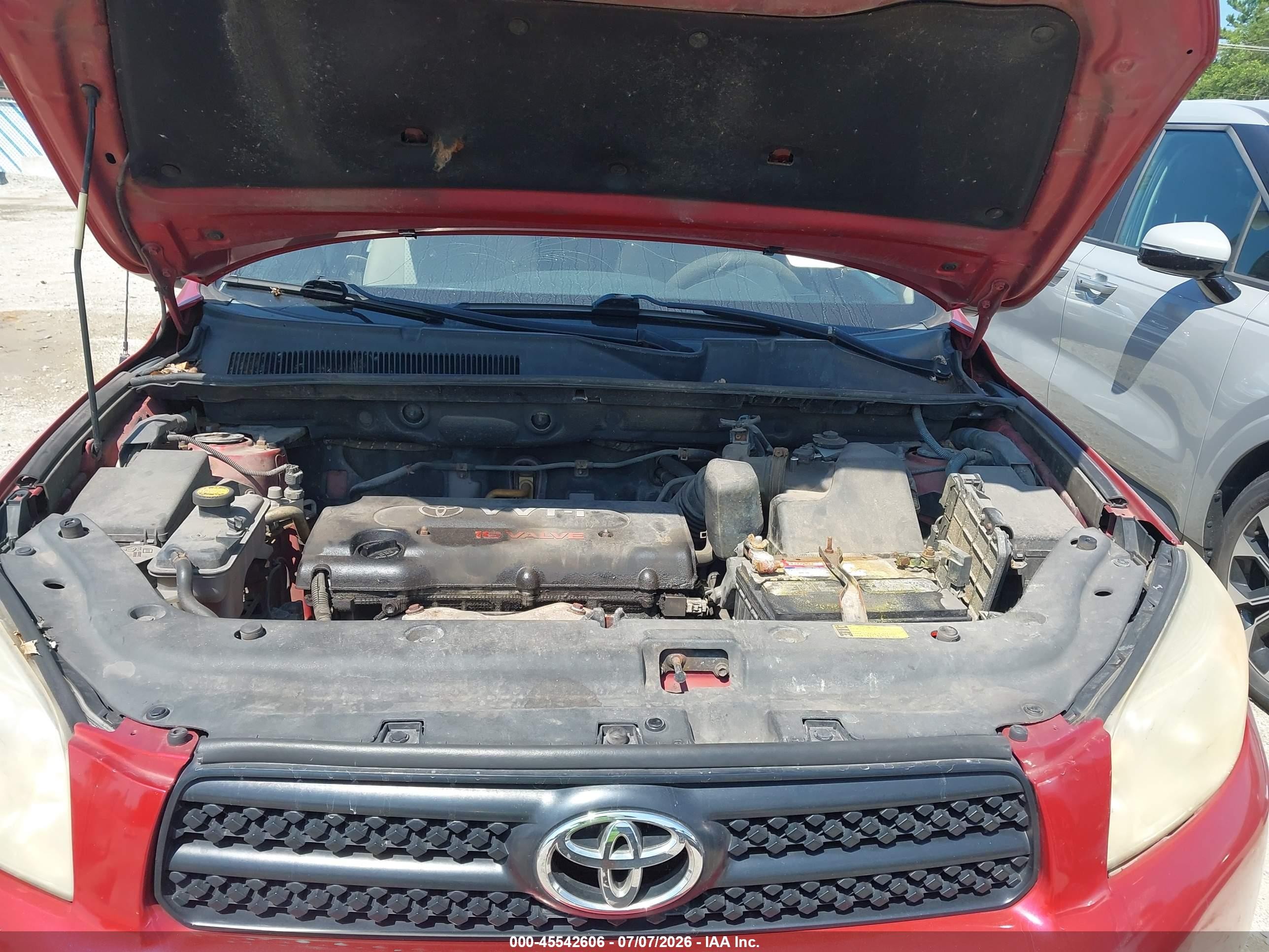 2007 Toyota Rav4   Red vin: JTMZD33V475040812