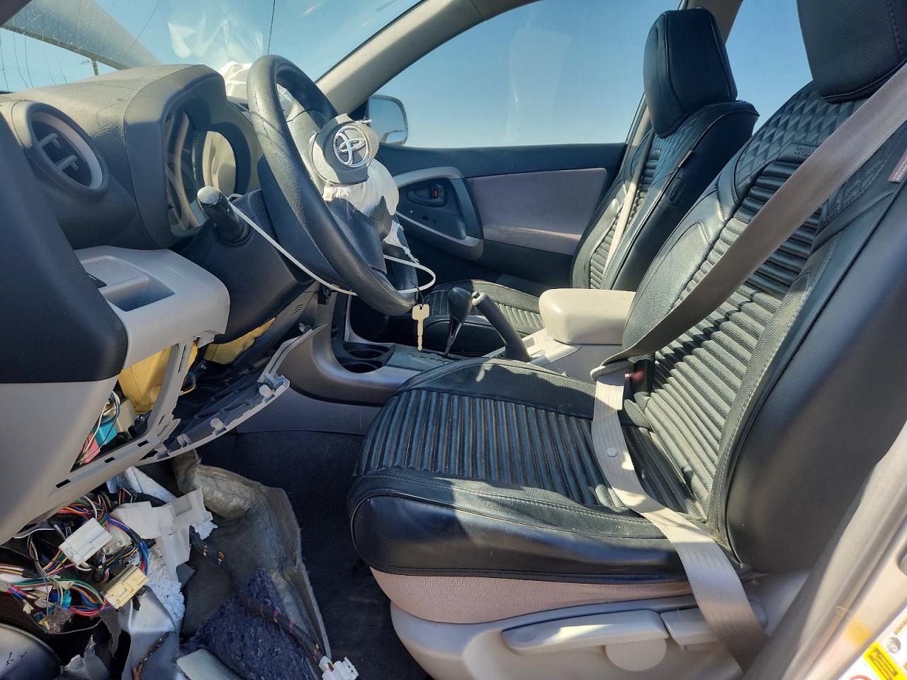 2007 Toyota Rav4 Base Silver vin: JTMZD33V475064155
