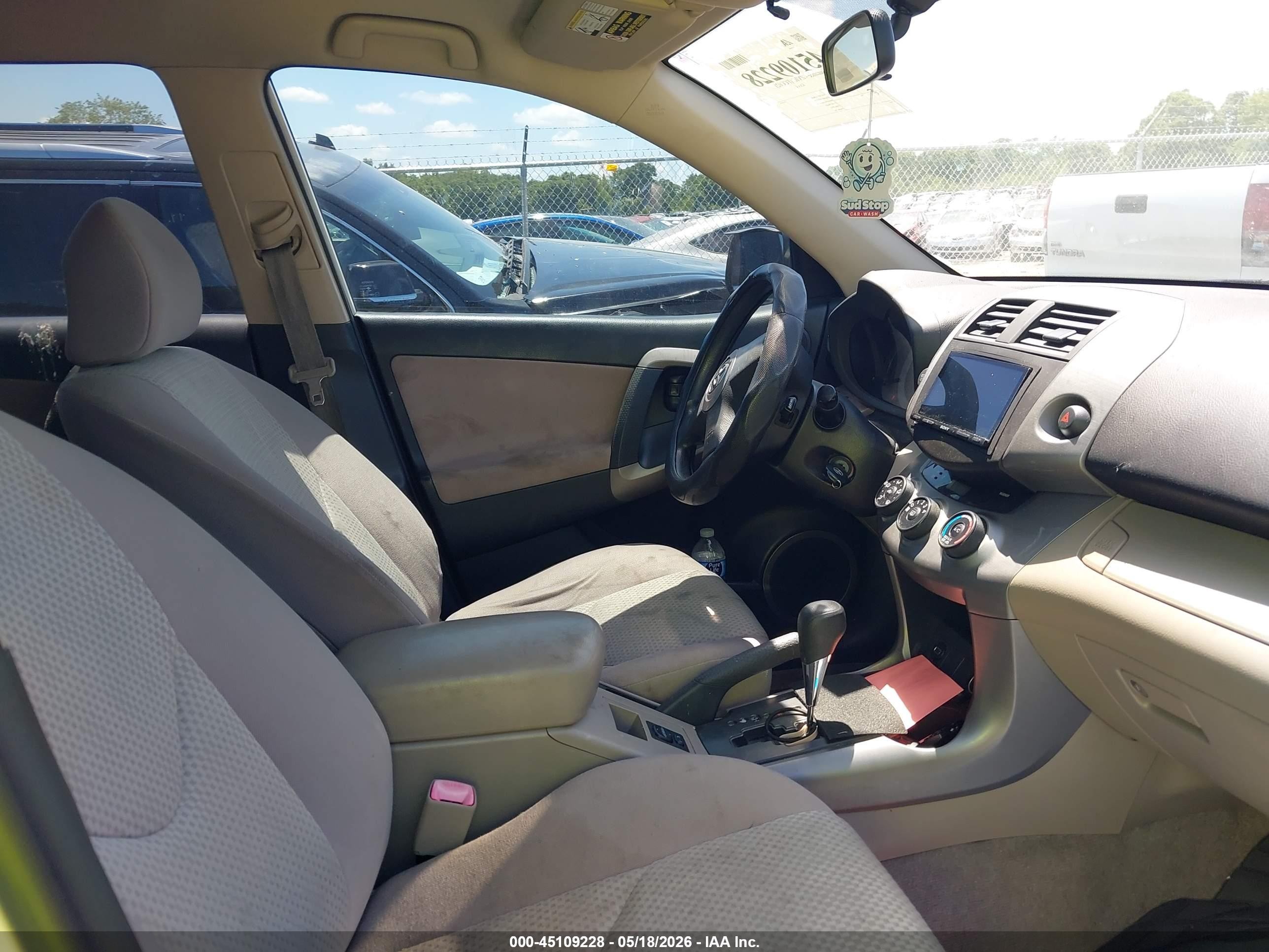 2007 Toyota Rav4   Black vin: JTMZD33V475065032