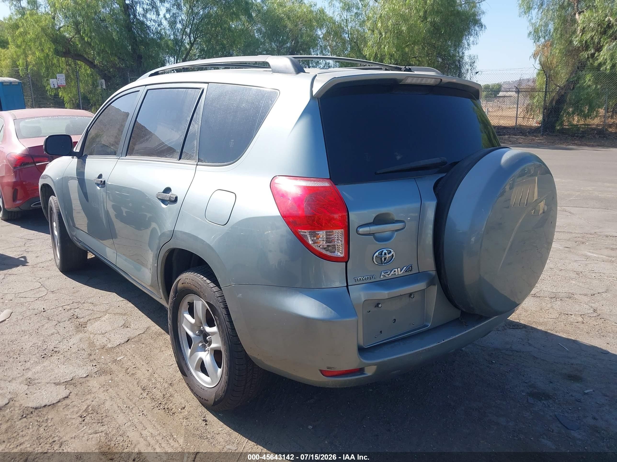 2007 Toyota Rav4   Silver vin: JTMZD33V475067797