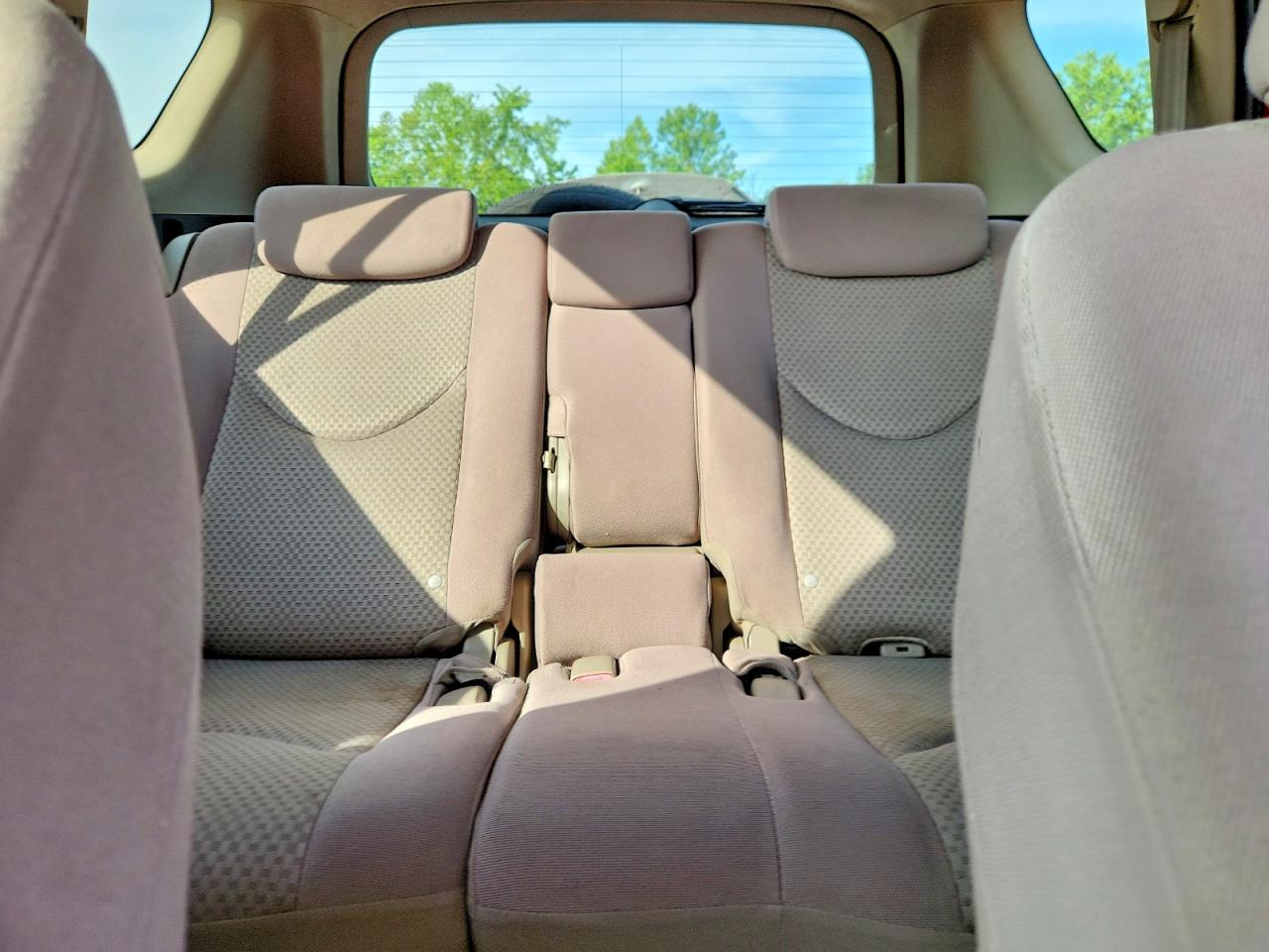 2007 Toyota Rav4 Base Red vin: JTMZD33V476028895