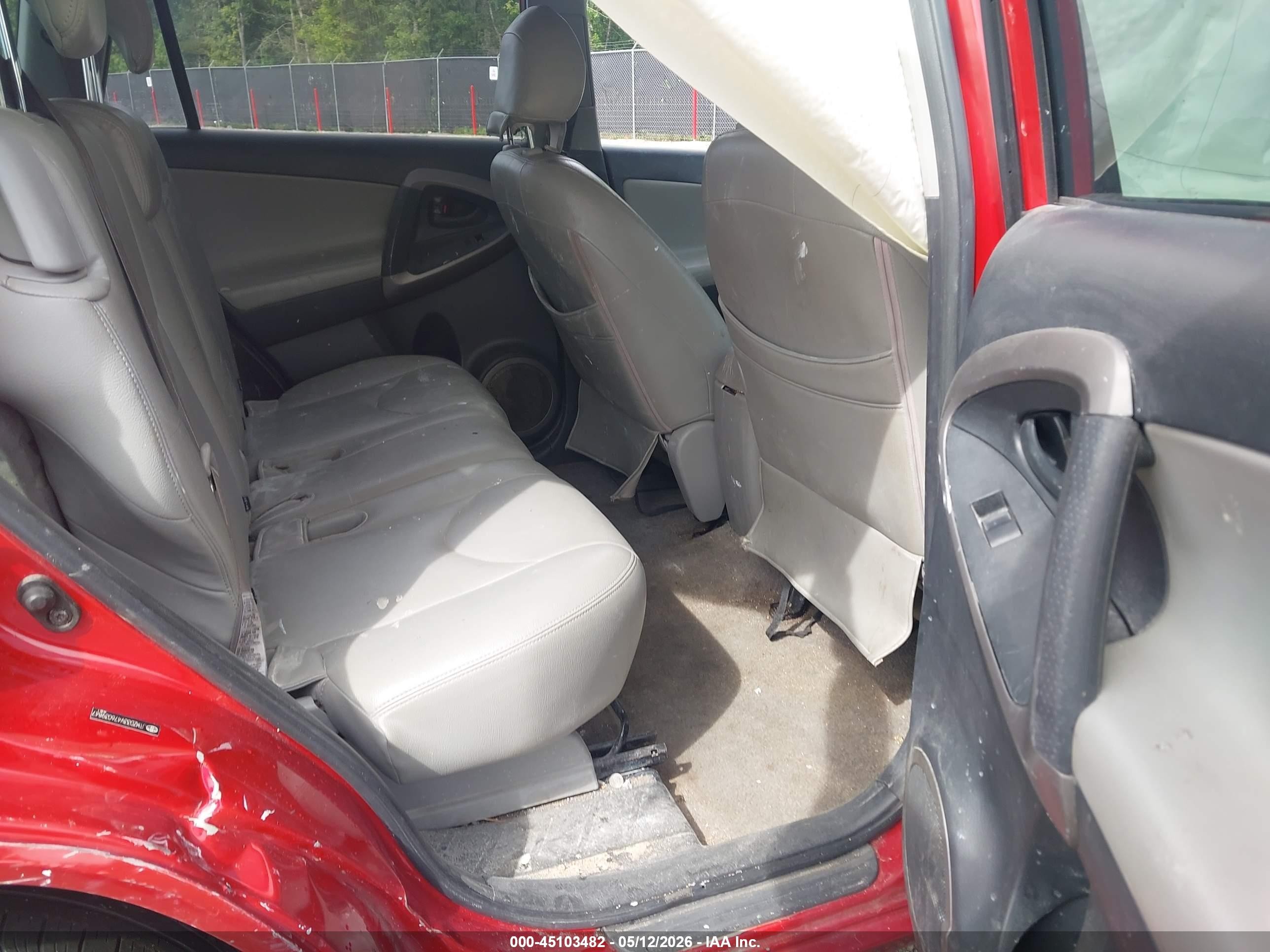 2007 Toyota Rav4   Red vin: JTMZD33V476039847