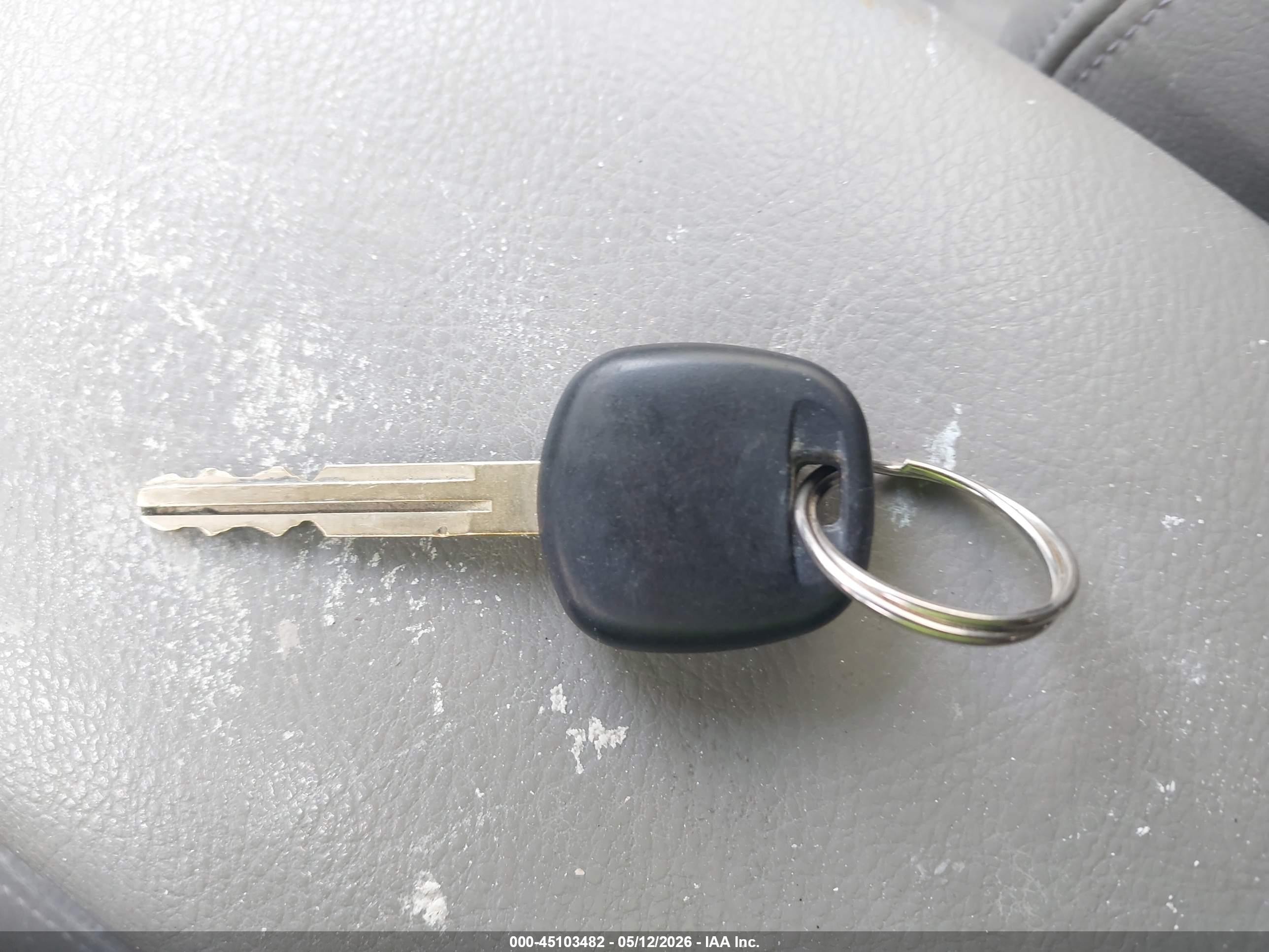 2007 Toyota Rav4   Red vin: JTMZD33V476039847