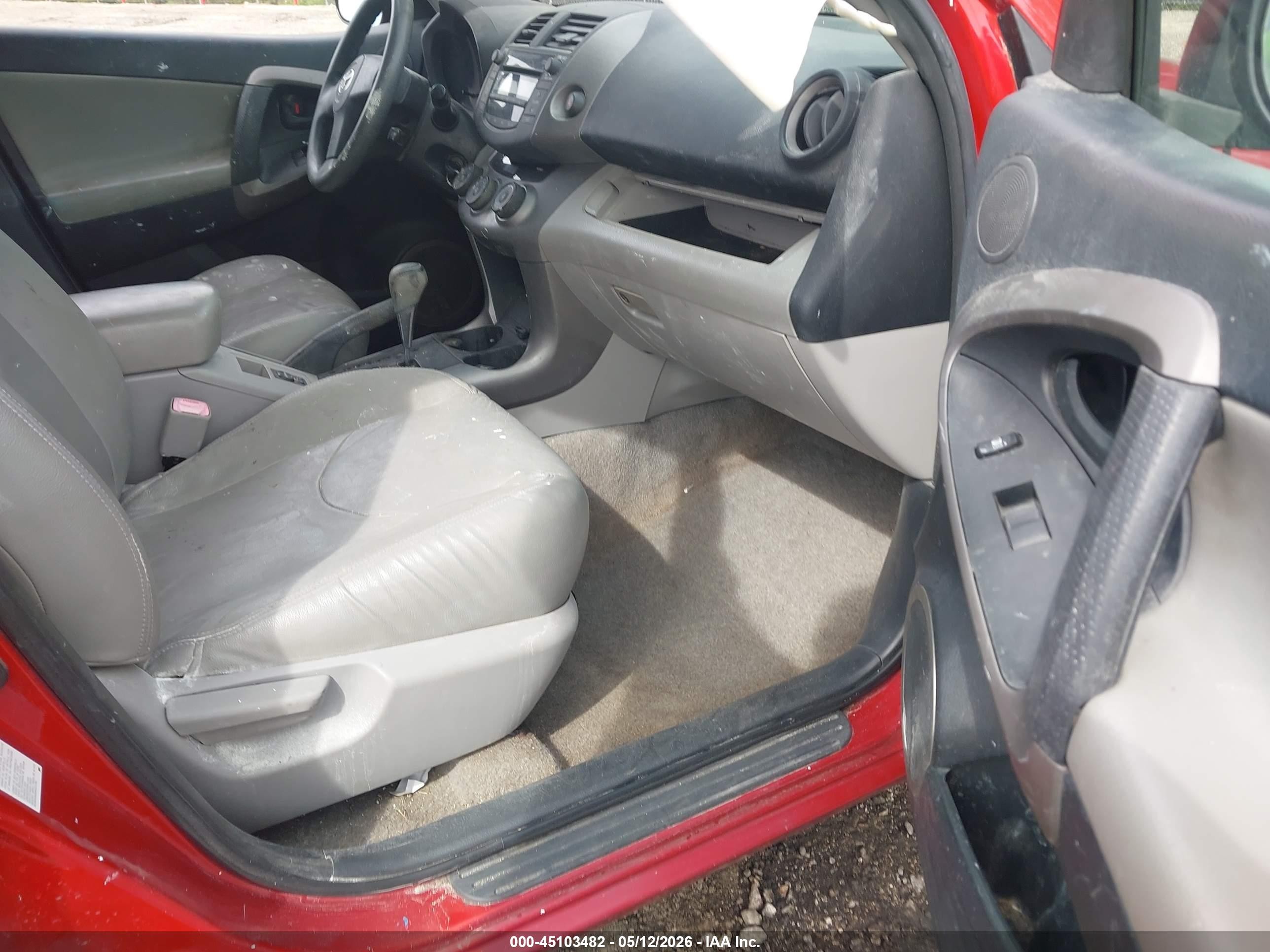 2007 Toyota Rav4   Red vin: JTMZD33V476039847