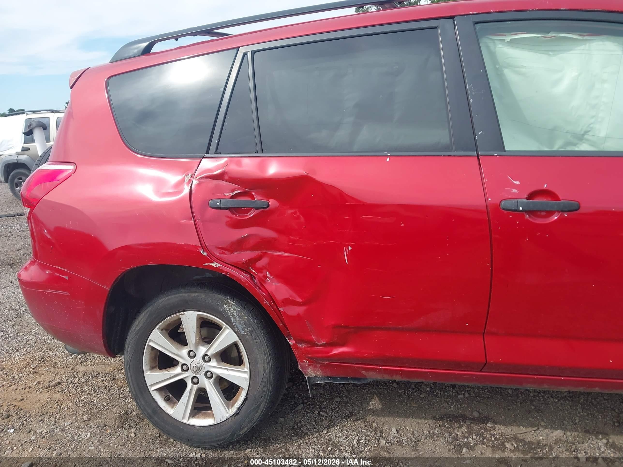 2007 Toyota Rav4   Red vin: JTMZD33V476039847