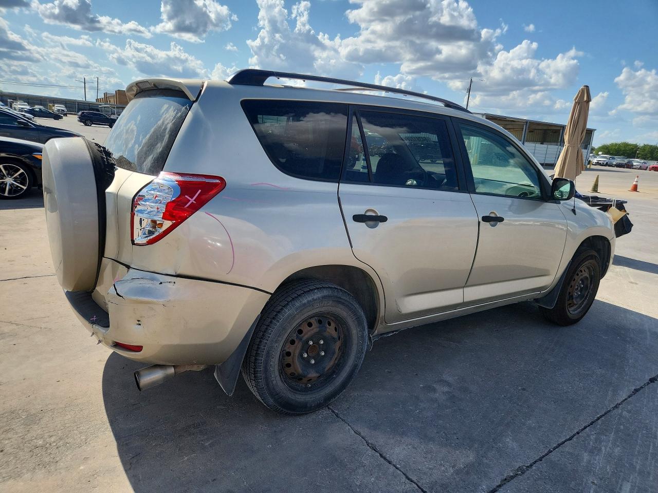 2007 Toyota Rav4 Base Gold vin: JTMZD33V476042537
