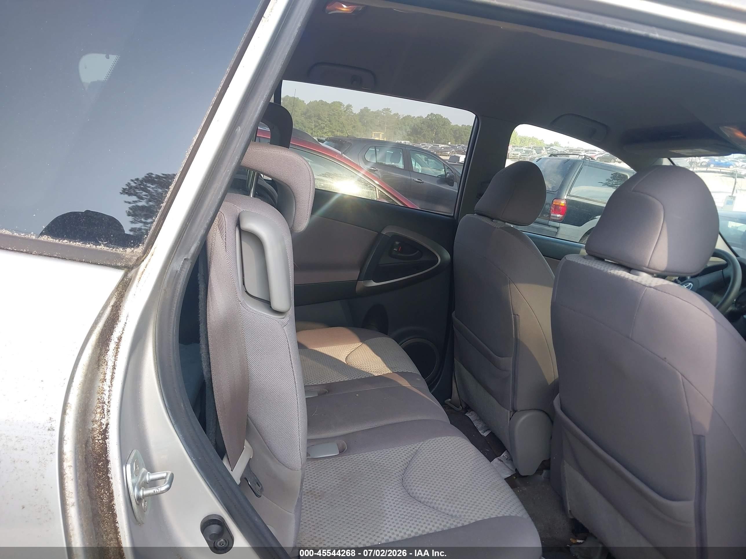 2008 Toyota Rav4   Silver vin: JTMZD33V485096900