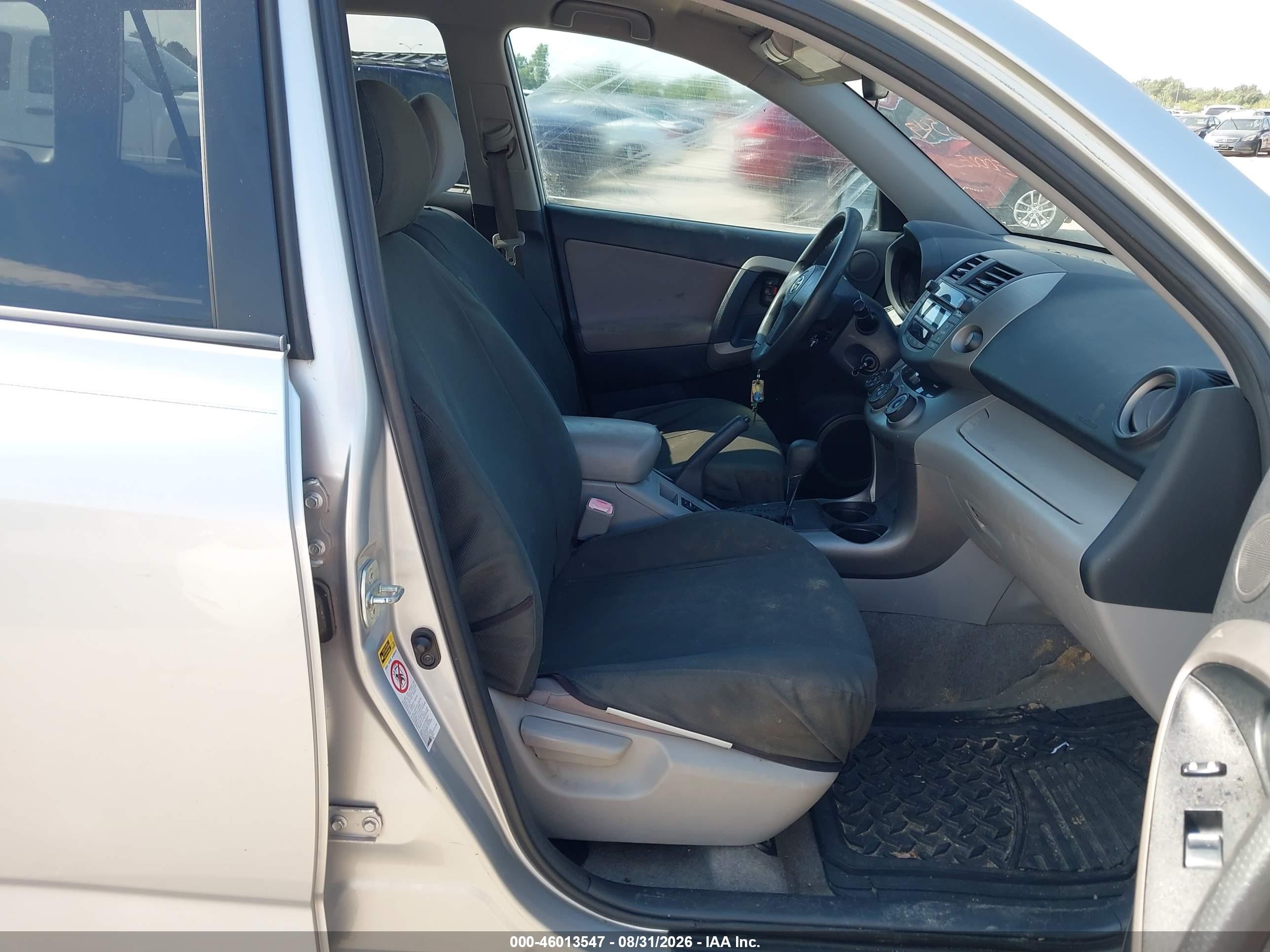2008 Toyota Rav4   Silver vin: JTMZD33V486064281