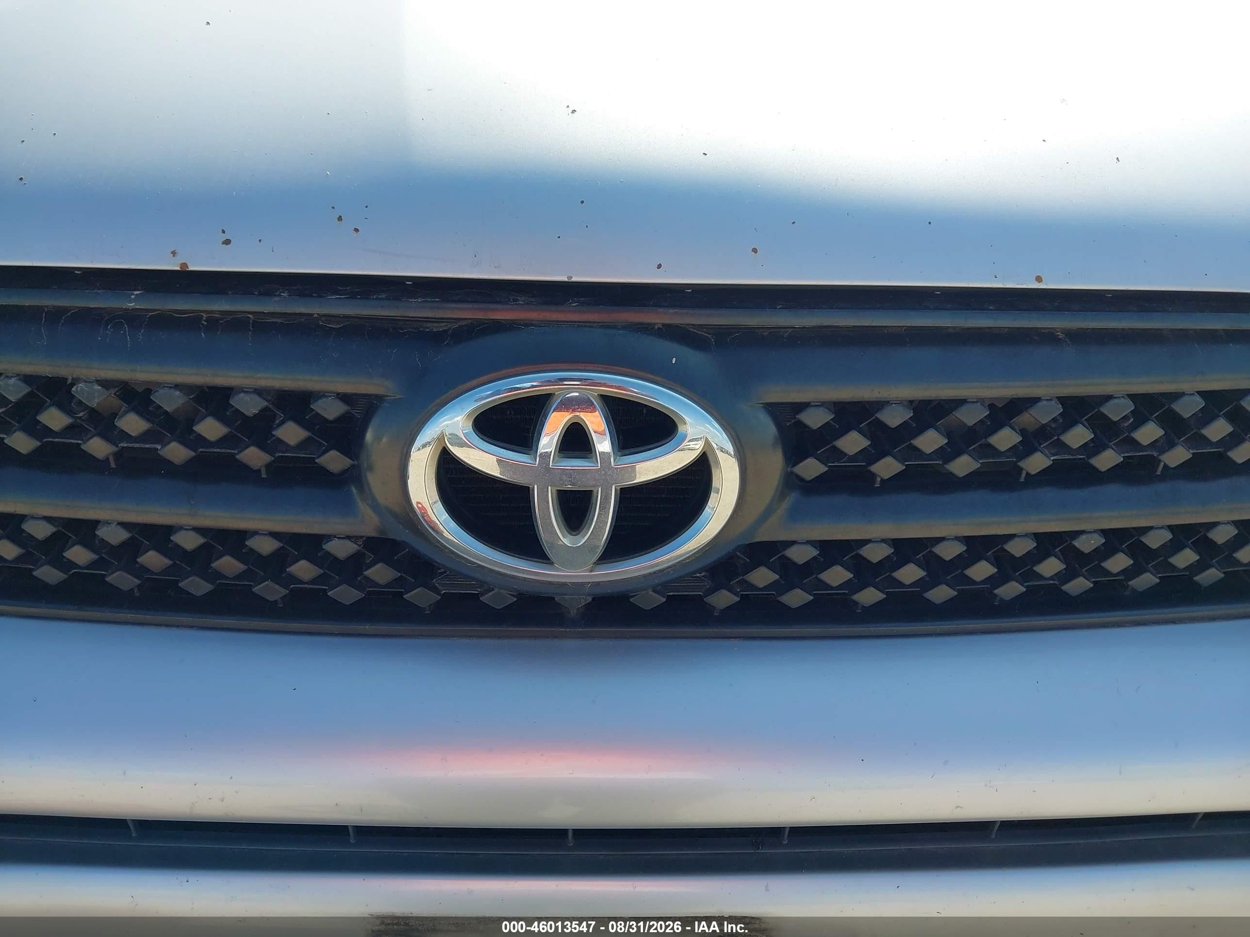 2008 Toyota Rav4   Silver vin: JTMZD33V486064281
