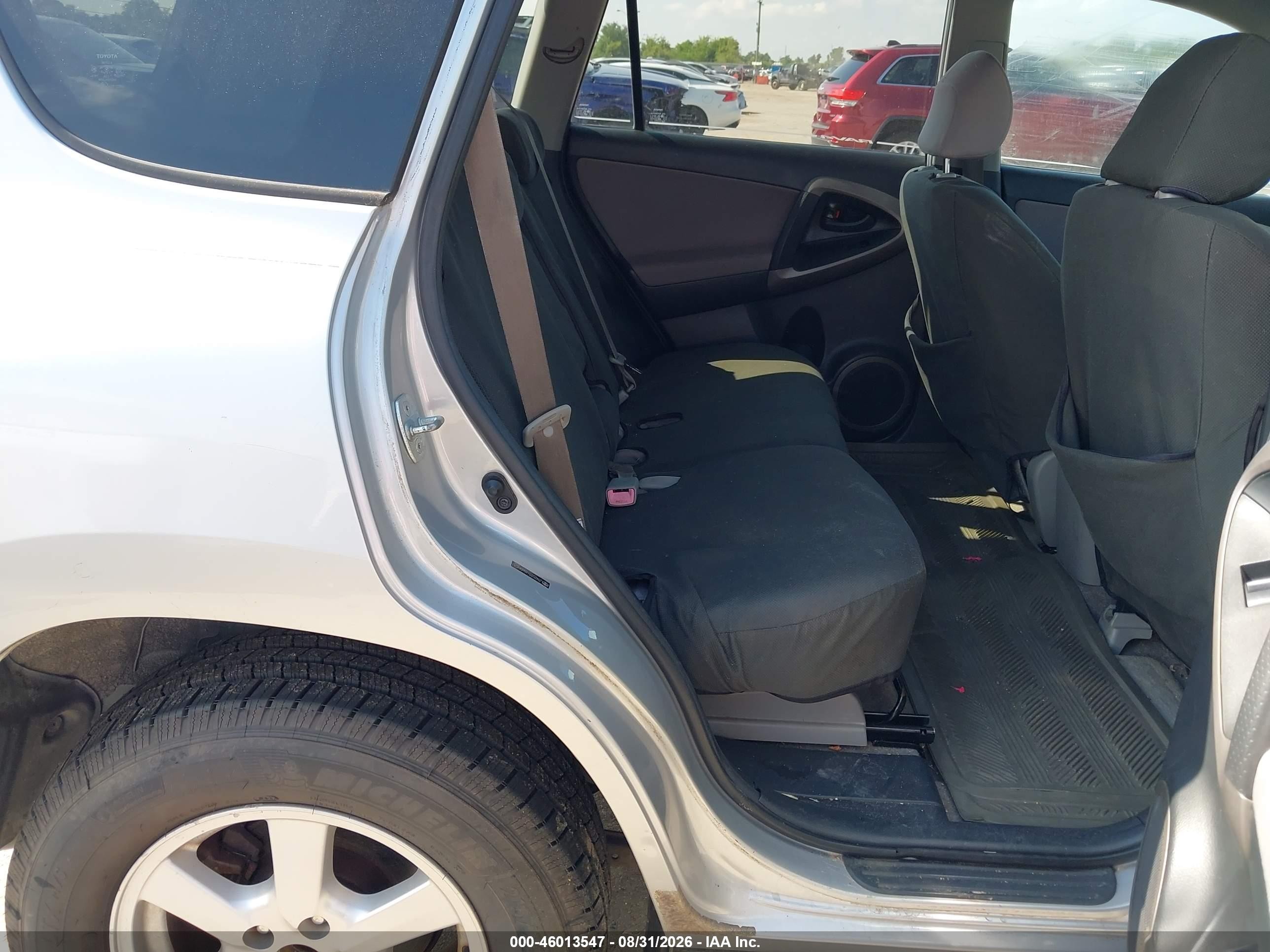 2008 Toyota Rav4   Silver vin: JTMZD33V486064281