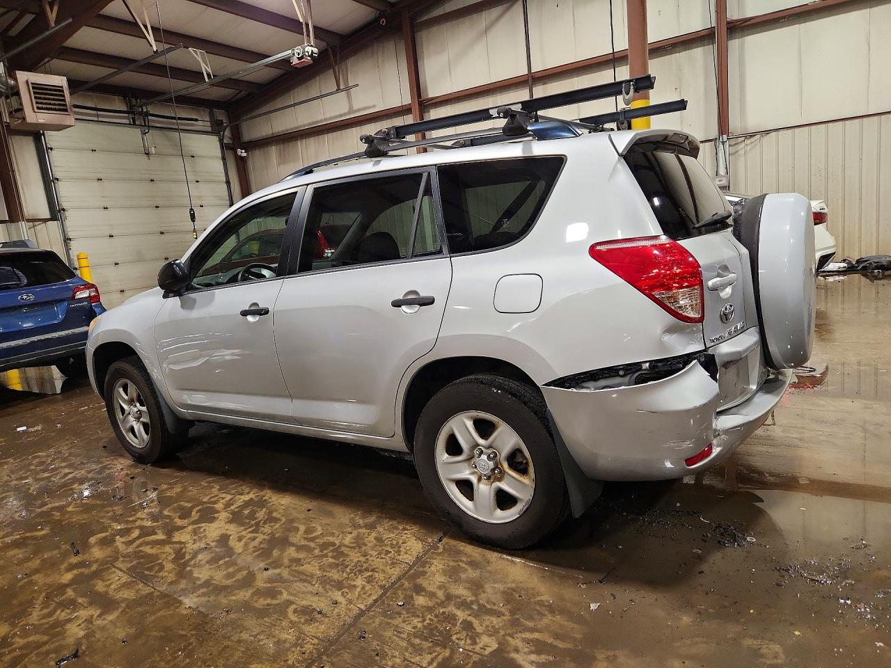 2007 Toyota Rav4 Base Silver vin: JTMZD33V575034162
