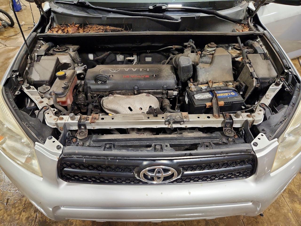 2007 Toyota Rav4 Base Silver vin: JTMZD33V575034162