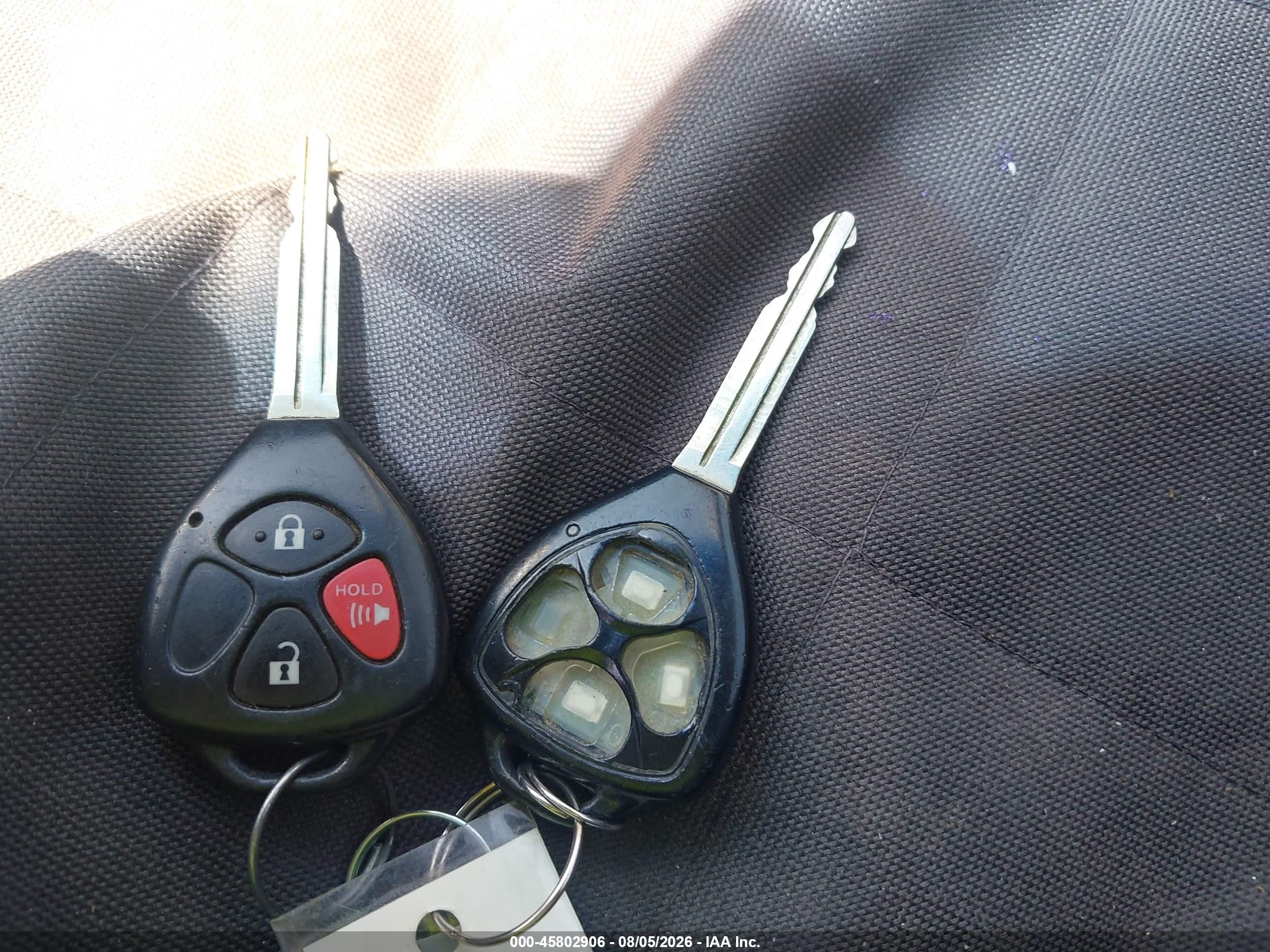2007 Toyota Rav4   Белый vin: JTMZD33V575045615