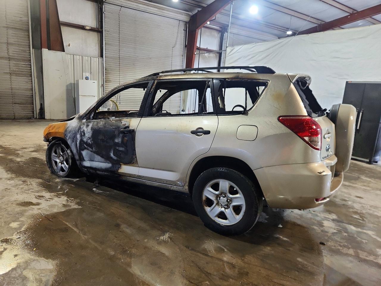 2008 Toyota Rav4 Base Burn vin: JTMZD33V585102803