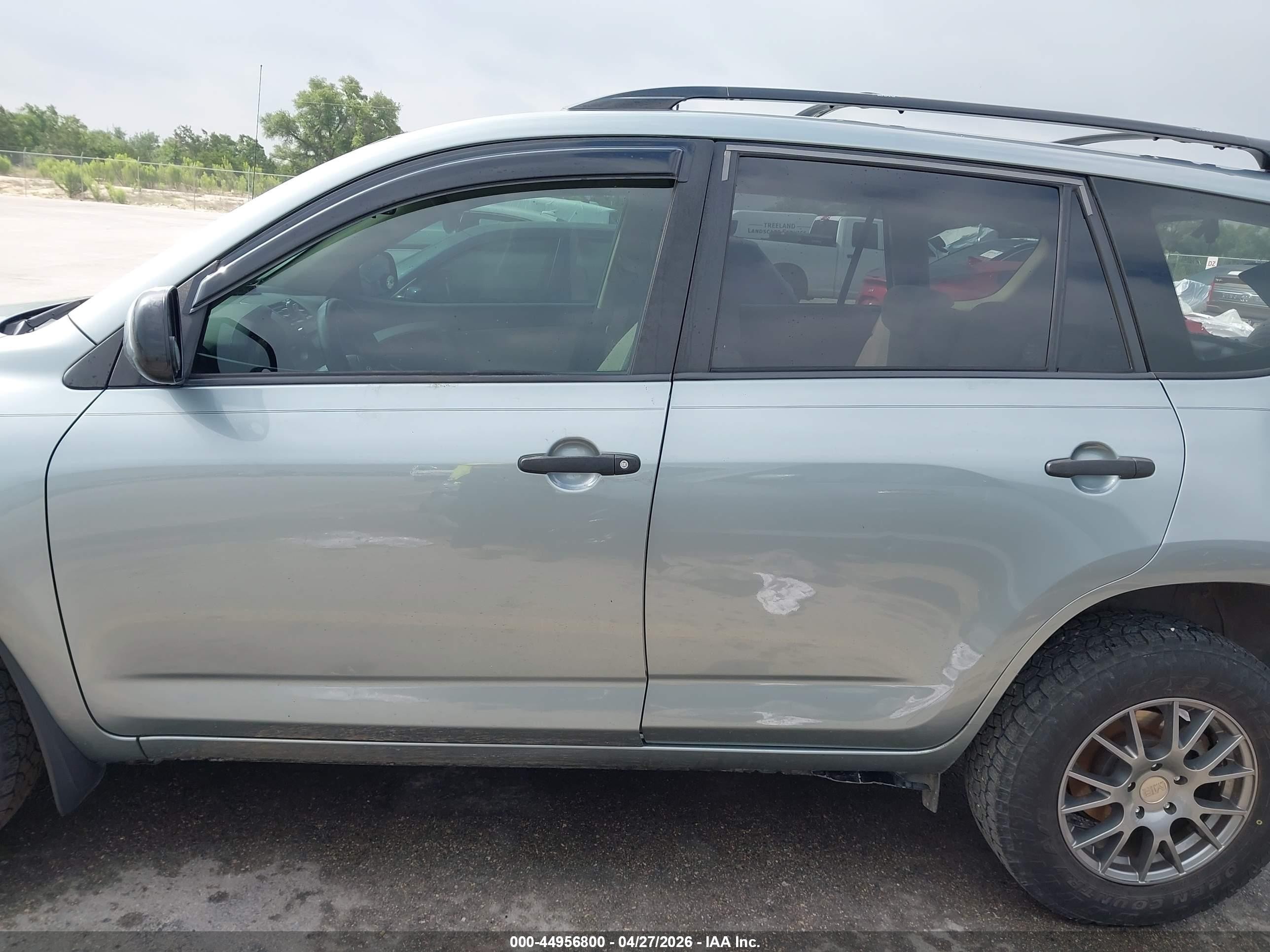 2008 Toyota Rav4   Silver vin: JTMZD33V586061289