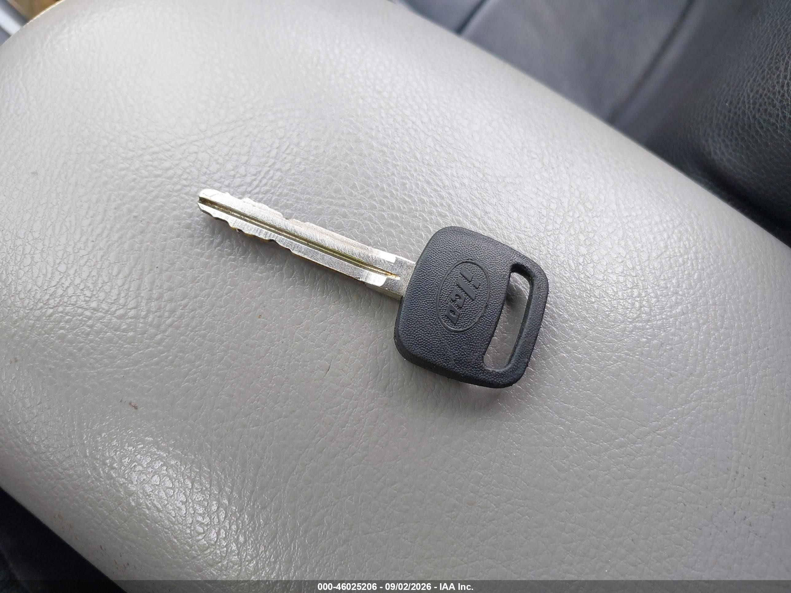 2008 Toyota Rav4   Silver vin: JTMZD33V586065620