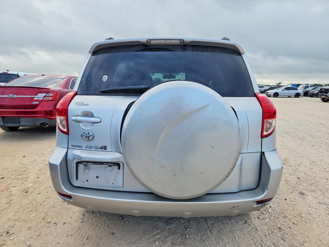 2008 Toyota Rav4 Base Silver vin: JTMZD33V586077685