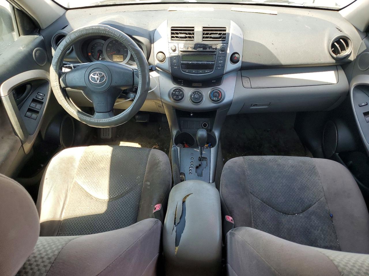 2006 Toyota Rav4 Base Silver vin: JTMZD33V665024660