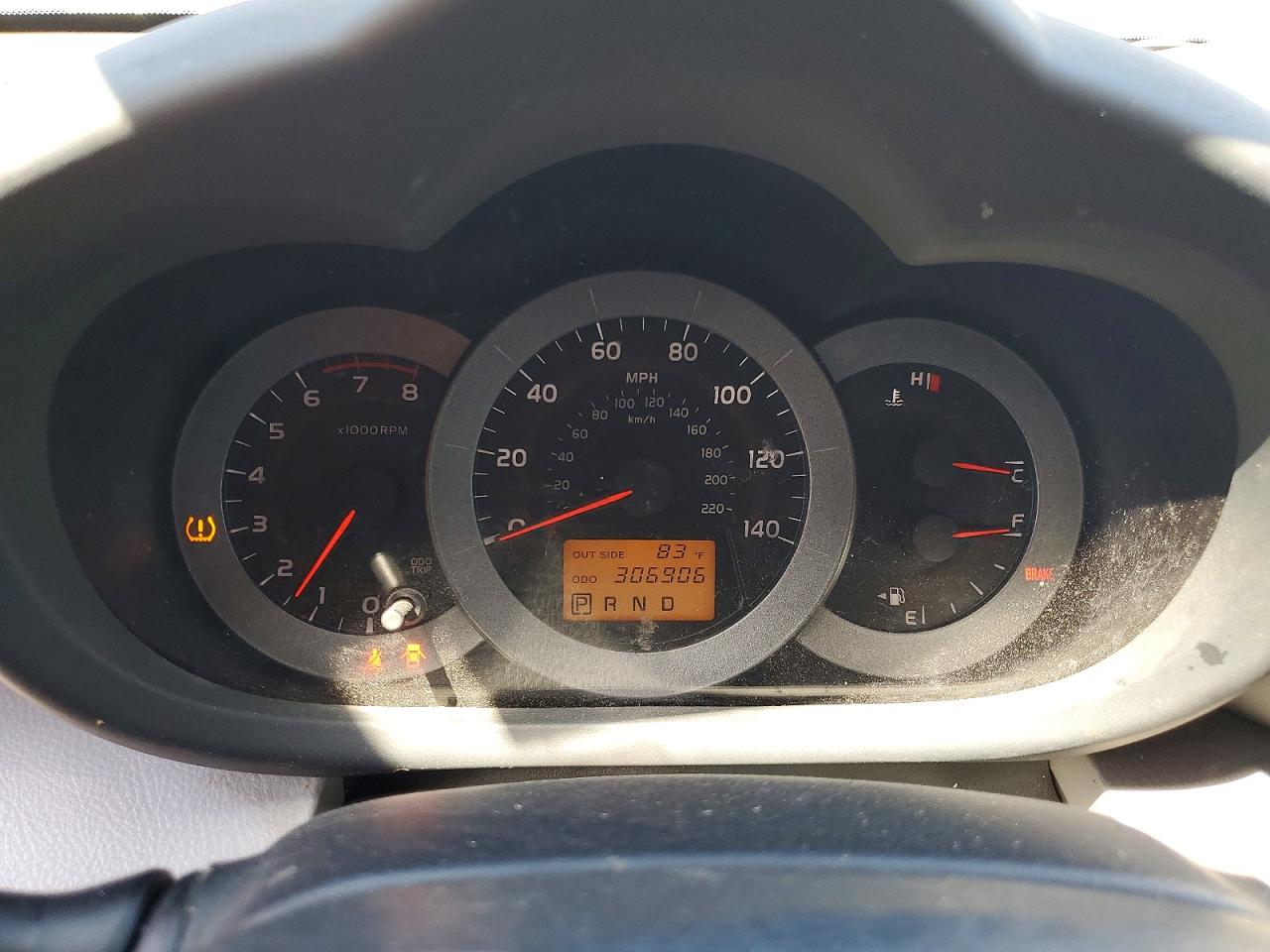 2006 Toyota Rav4 Base Silver vin: JTMZD33V665024660
